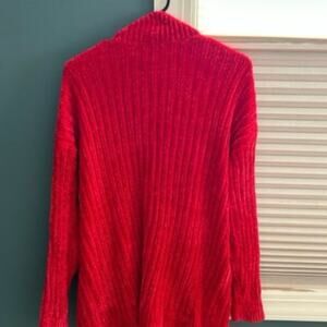 LOFT sweater brilliant red SzM polyester Never Worn bit oversized large pockets